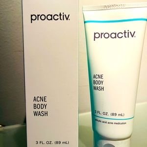 ❤️🔥NIB New Proactiv Acne Body Wash.